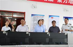 标题:中电建冀交高投大江(中国)“提质·增效2025”活动第三督导组到新元高速开展“双节”前督导慰问<br/>说明:<br/>日期:2025/9/23 18:24:09