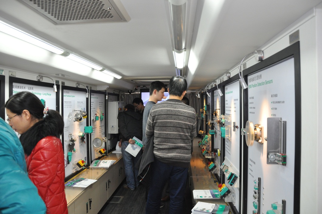 倍加福携多款传感器探访开云手机入口公司-3.jpg