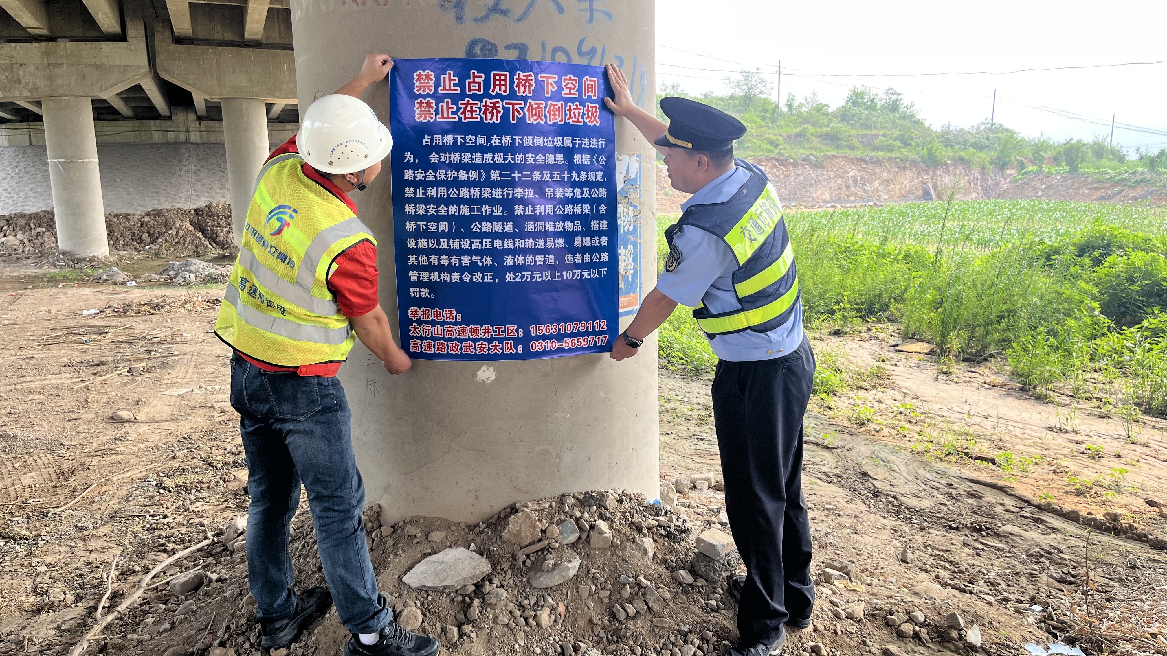 a5edbebecd6fa52757265d5afbf4332.jpg a5edbebecd6fa52757265d5afbf4332.jpg