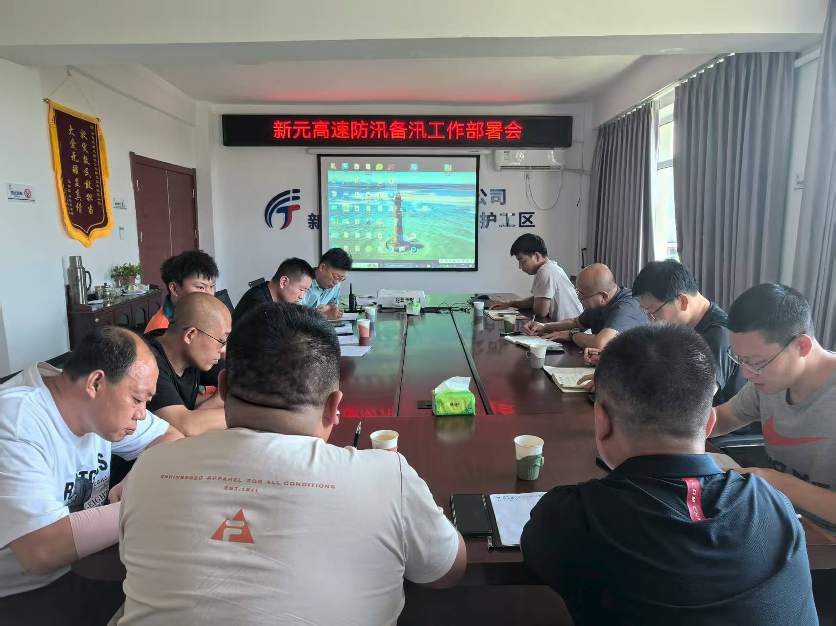 ce0a62045911e2048e9cb4553797b74.jpg ce0a62045911e2048e9cb4553797b74.jpg